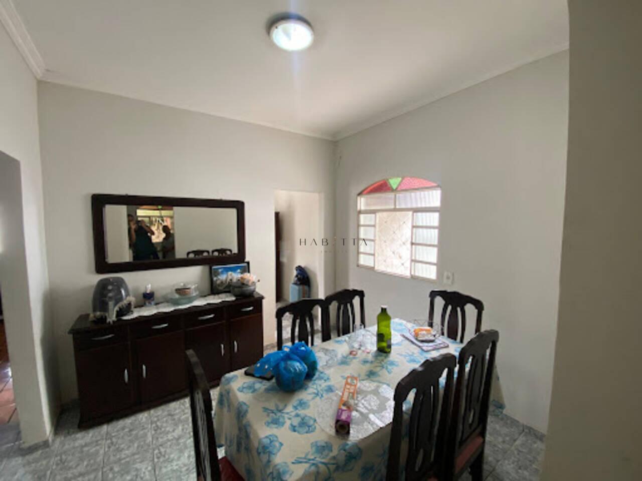 Casa com 2 quartos, à venda — foto 2
